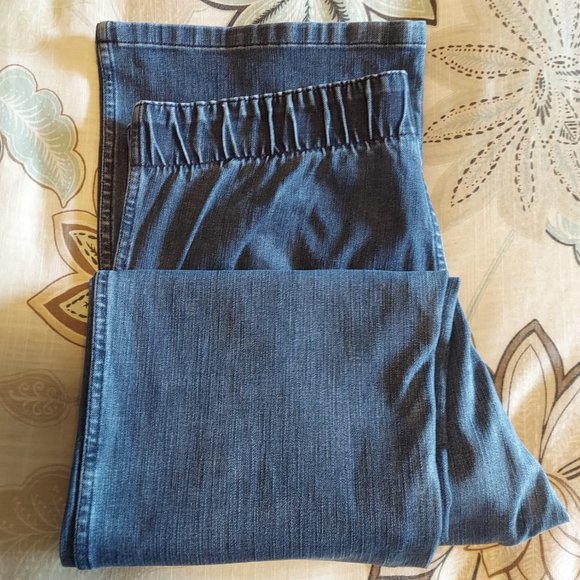 Dress Up or Dress Down Jeans with Bell-Bottoms and Elastic Waist! - Picture 1 of 6